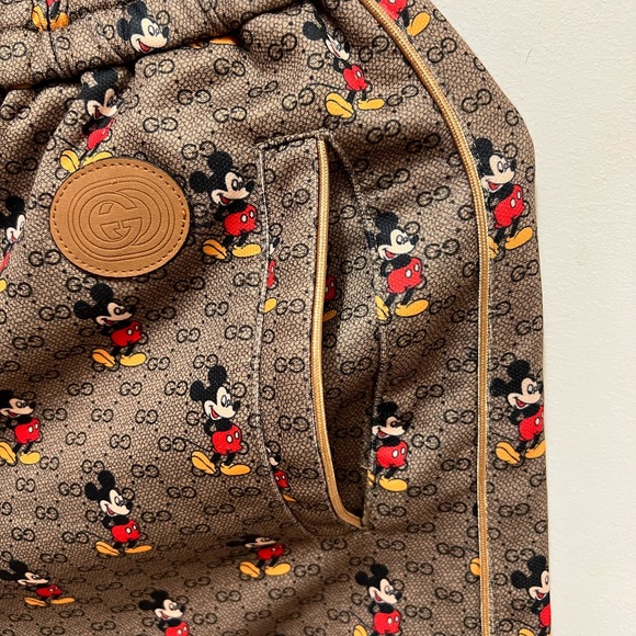 Authentic gucci short collaboration with disney - Picture 5 of 8